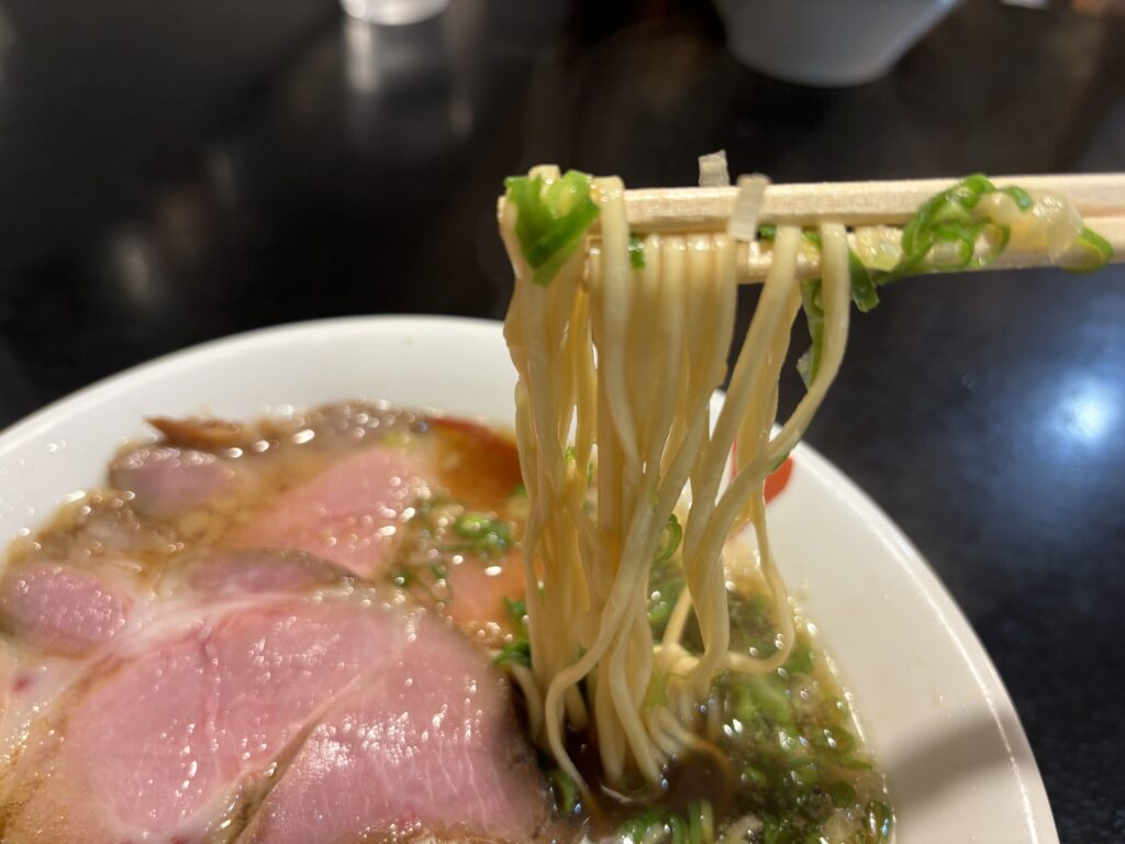 響の麺