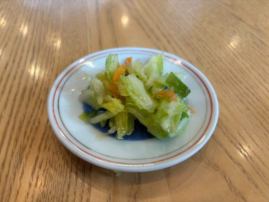 食い道楽本店のキャベツの漬物