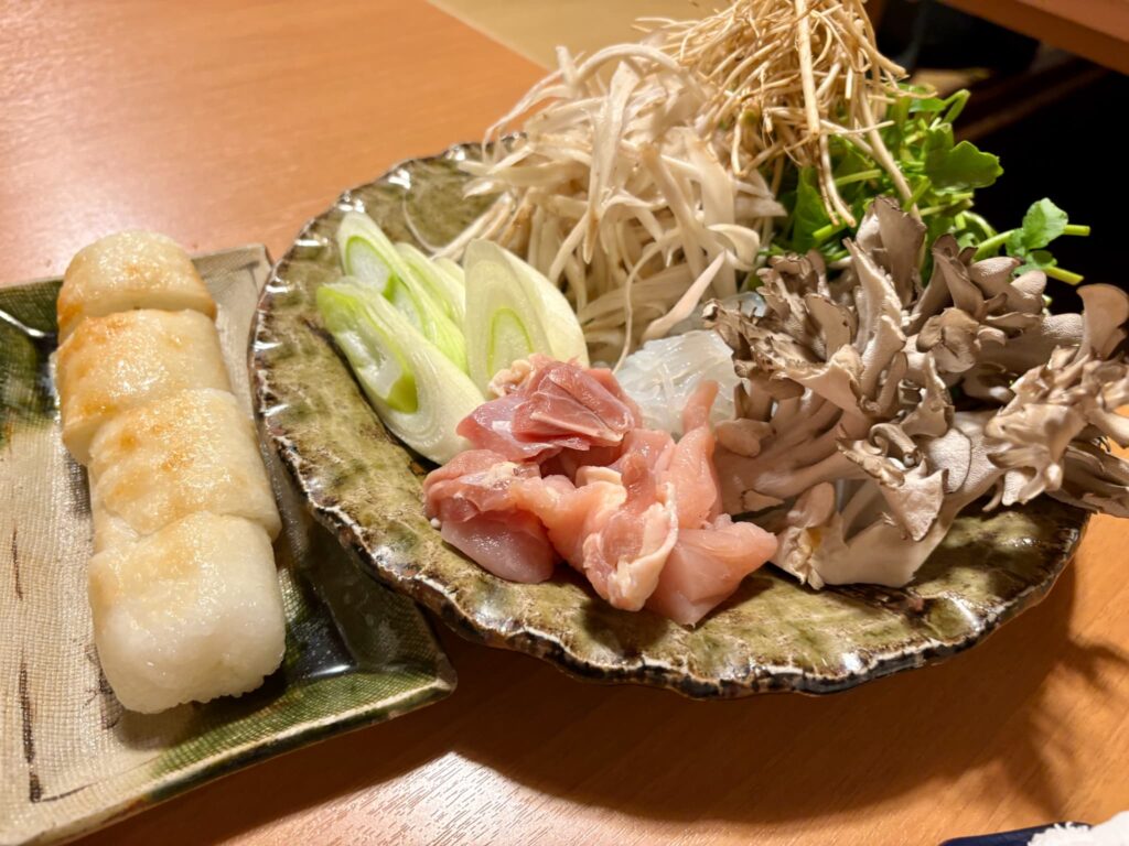 秋田の和食お多福本店の名物「きりたんぽ鍋」