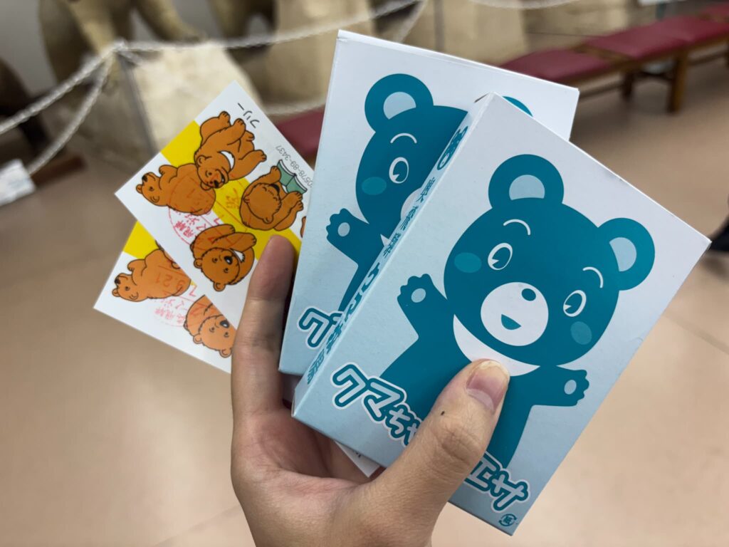 クマさんのチケットと餌のプレゼント