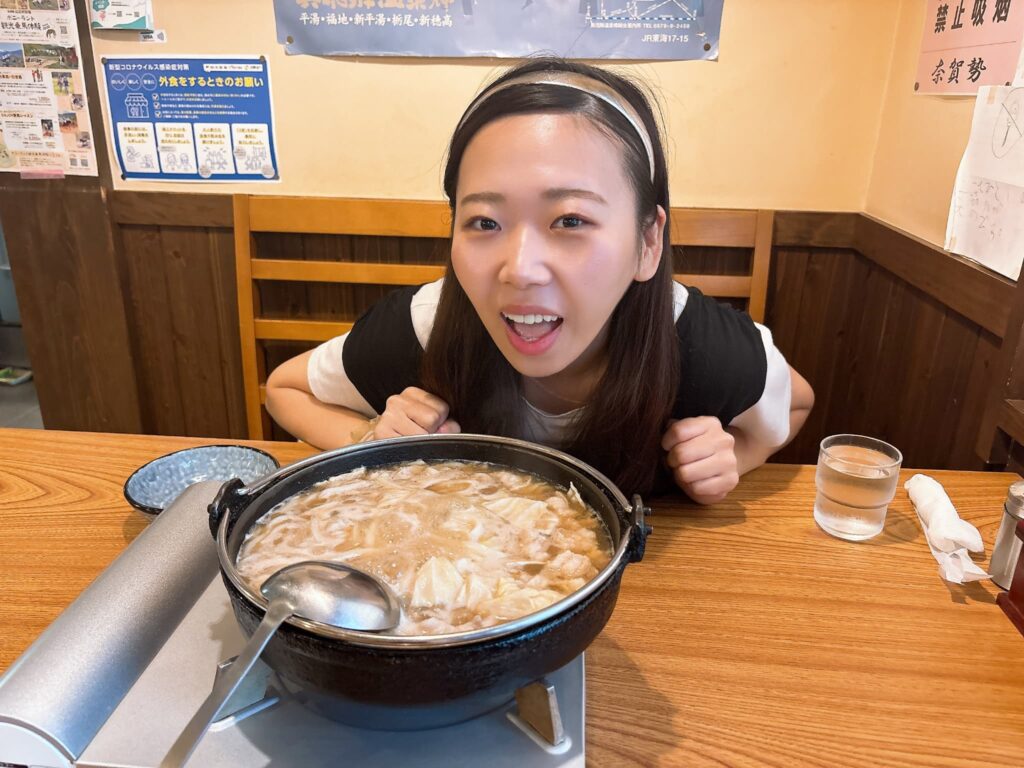 名物ホルモン鍋「テッチャン」とますお