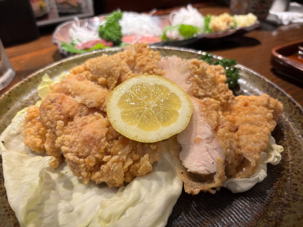 松本名物の「山賊焼き」(900円)