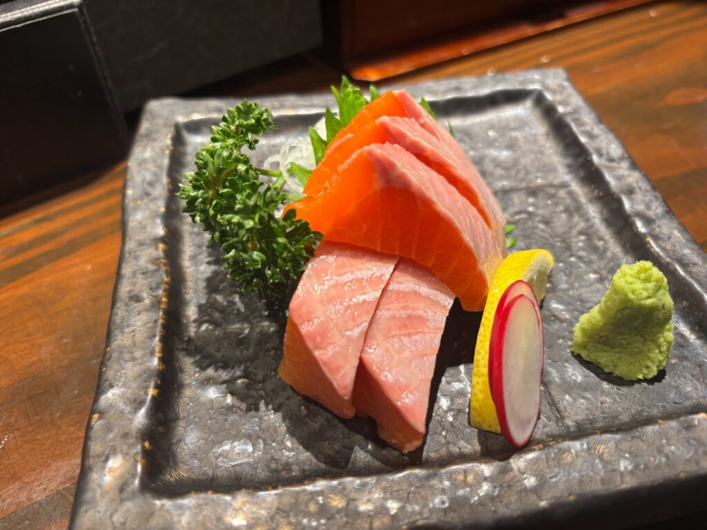 信州サーモンの刺身(1,150円)