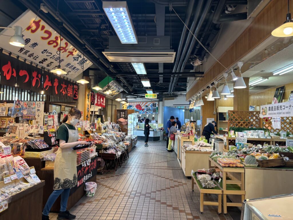 枕崎お魚センターの中の様子②