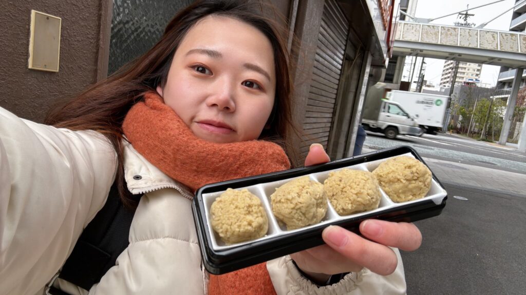 ますおとベンテンドーの栗粉餅